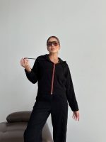 Вельветовий спортивний костюм з карманами Takamoda