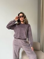 Спортивний велюровий костюм