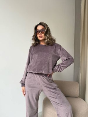 Спортивний велюровий костюм